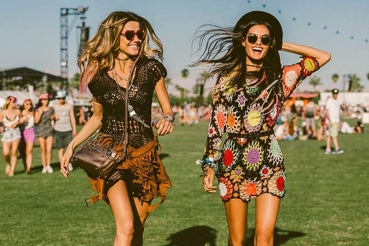 revolve coachella outfits